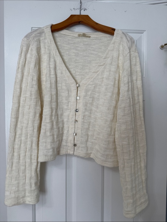 Madewell Sweaters - Madewell Ivory Textured V-Neck Button Cardigan